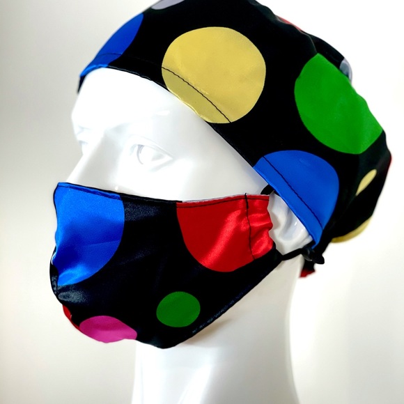 Meet your Posh Sisters, Dina and Mimi 🥰 - Picture 4 of 4